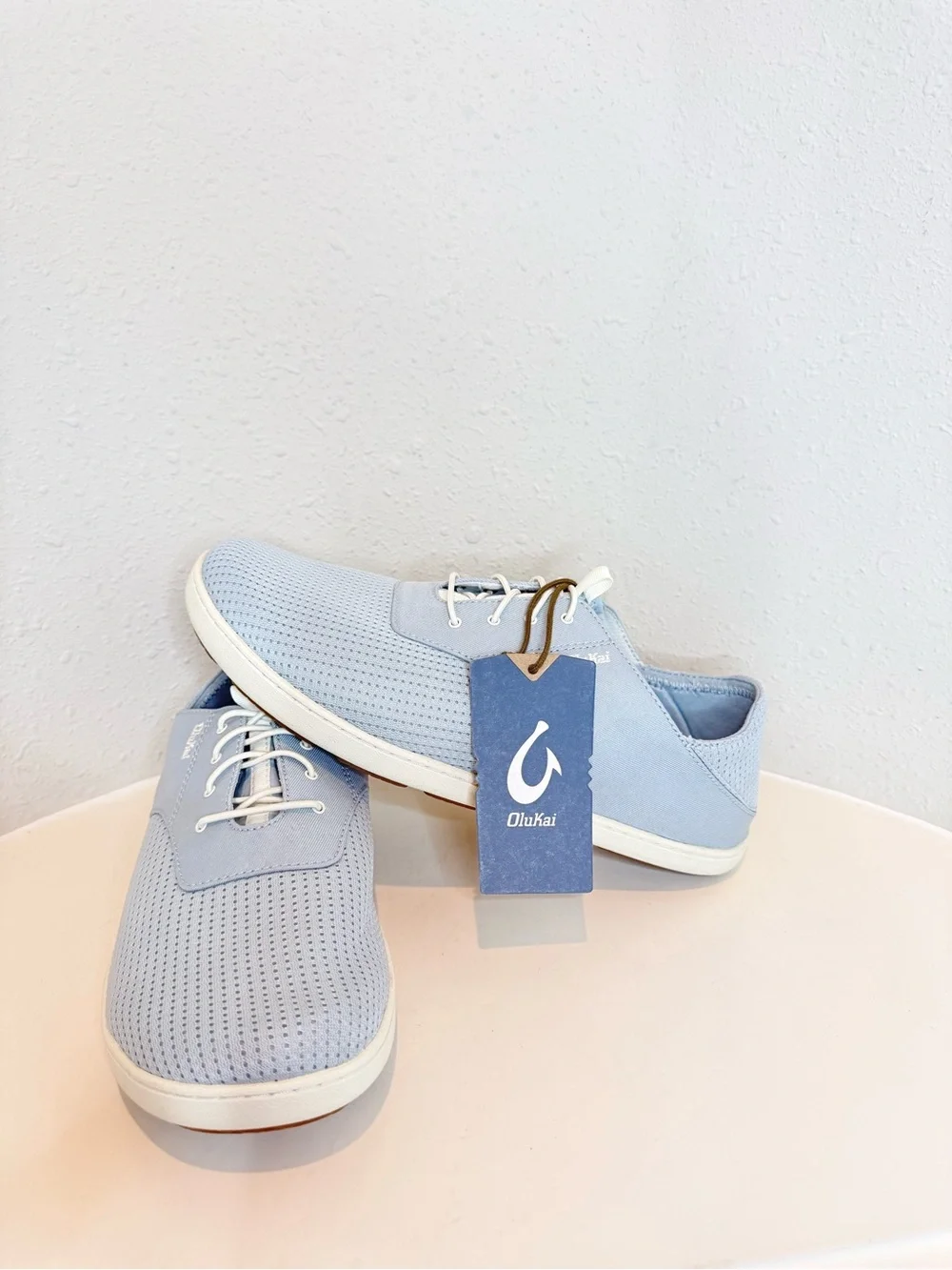 OluKai Nohea Moku Men’s Light Blue Denim Canvas Shoes Size 10 NWT